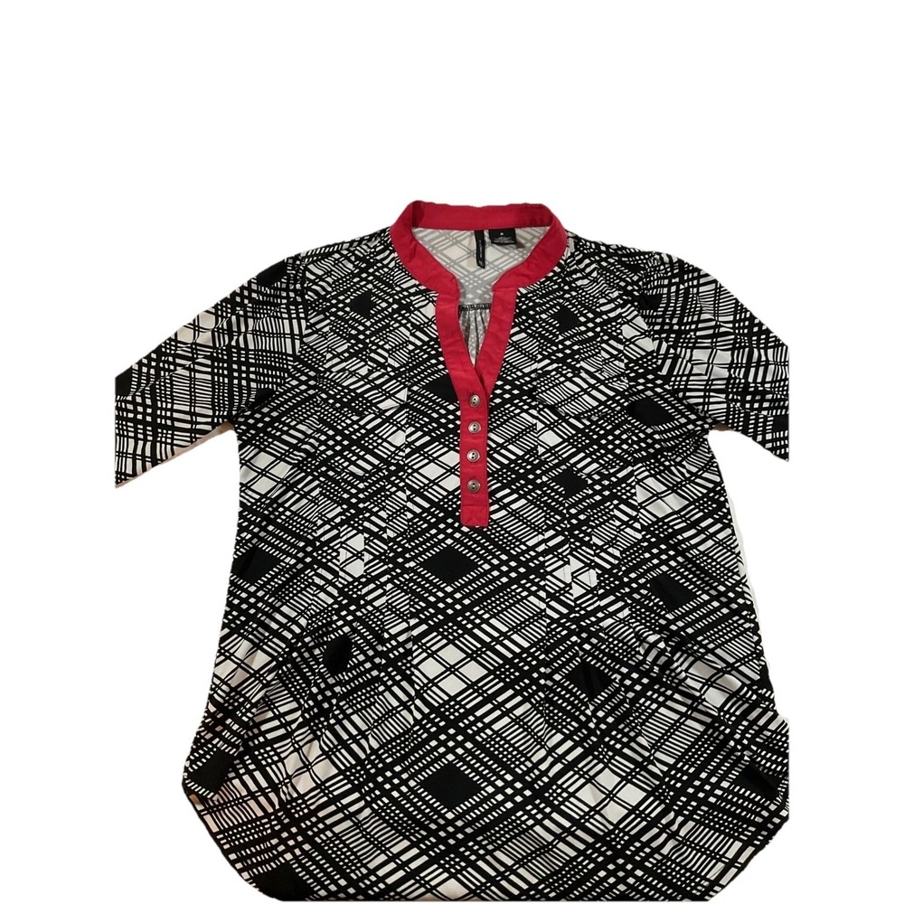 Womens Blouse New Directions M Black White Design with Pink/Orange Neckline‎ F71